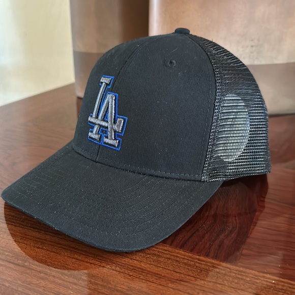 Fan Favorite *NWT* Men’s MLB Los Angeles Dodgers Baseball Trucker Hat - Picture 2 of 6
